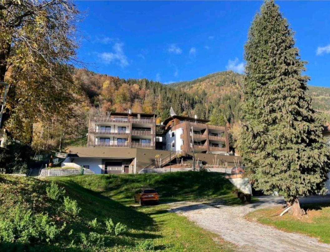 Apartment Deluxe Ossiacher See - Gerlitzen Sattendorf Luaran gambar